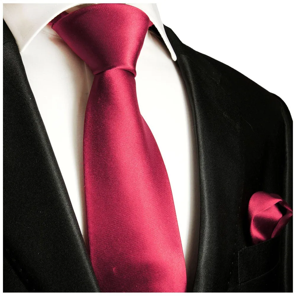 Polished Classic Men's Necktie With Pocket Square