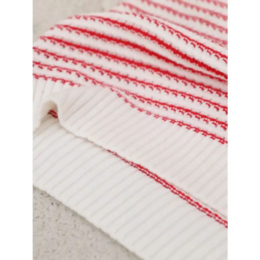 Round Neck Short Sleeve Knit Top