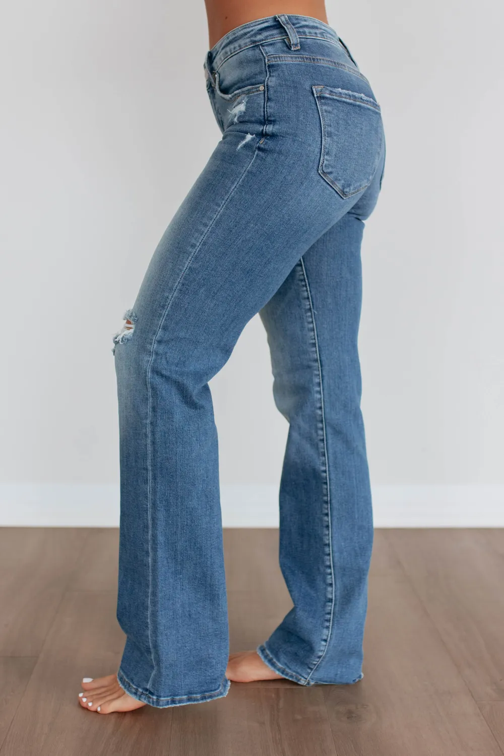 Women's High Rise Straight Leg Tummy Control Jeans