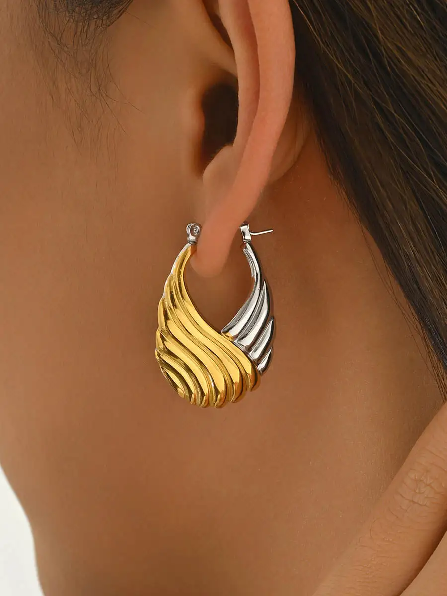 Graceful Hammered Accent Earrings