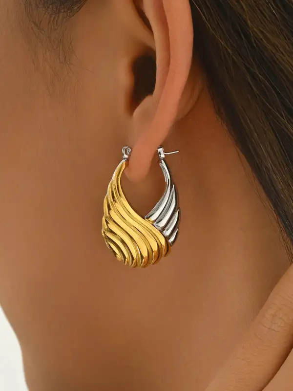 Graceful Hammered Accent Earrings