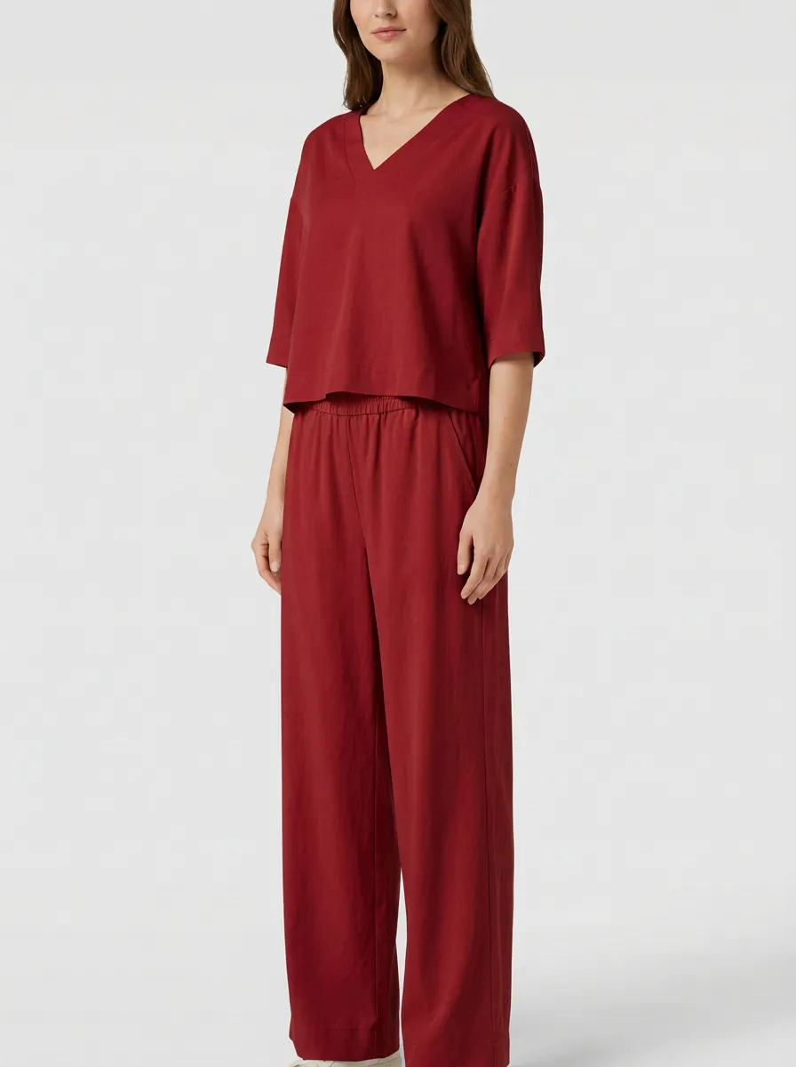 Women's Cropped V-Neck Top And Wide-Leg Trouser Two-Piece Set