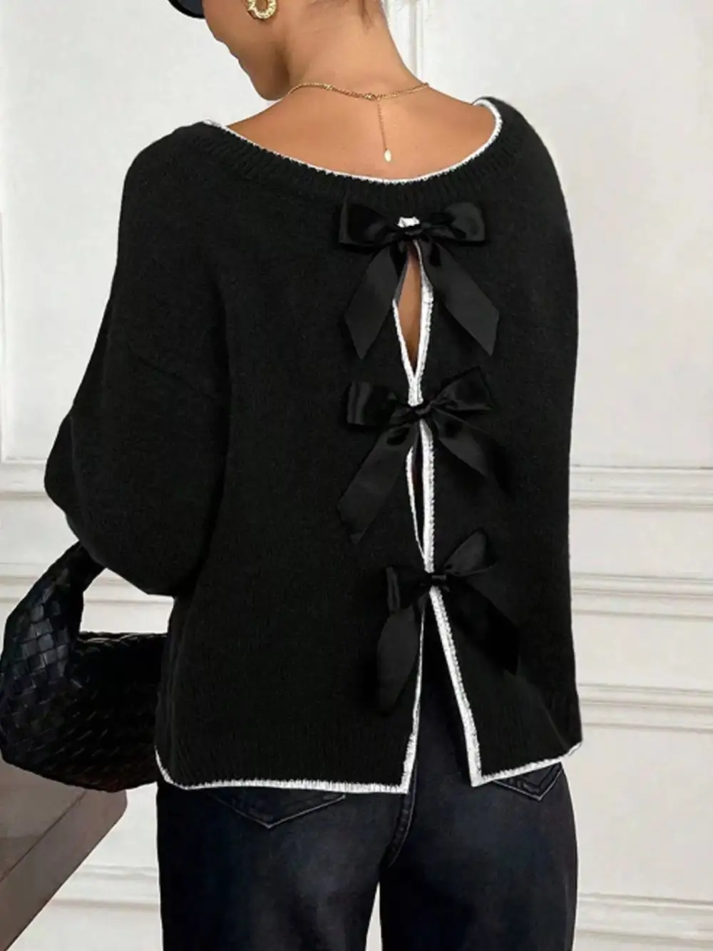 Back Bowknot Decor Round Neck Sweater