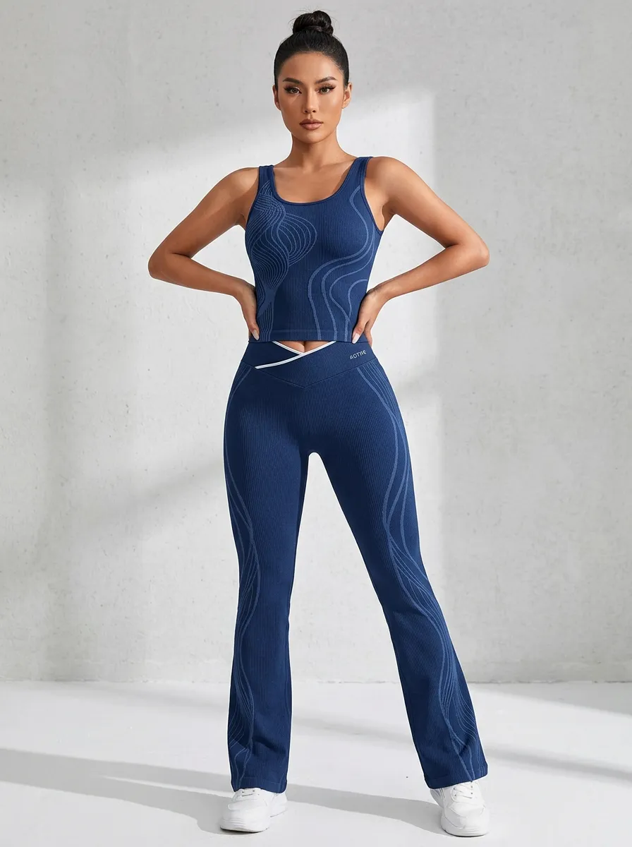 Abstract Line Ribbed Flared Flare Active Set
