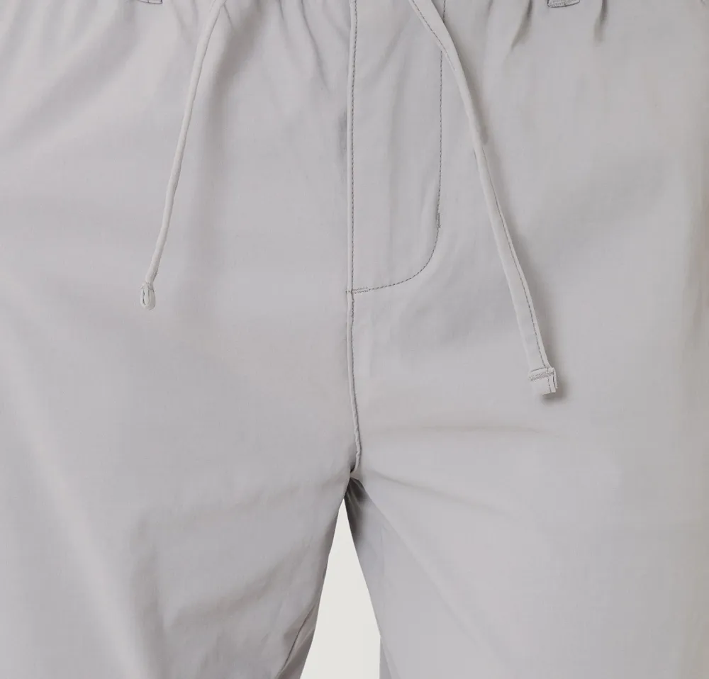 Men's Chalk Slim-Fit Stretch Pants