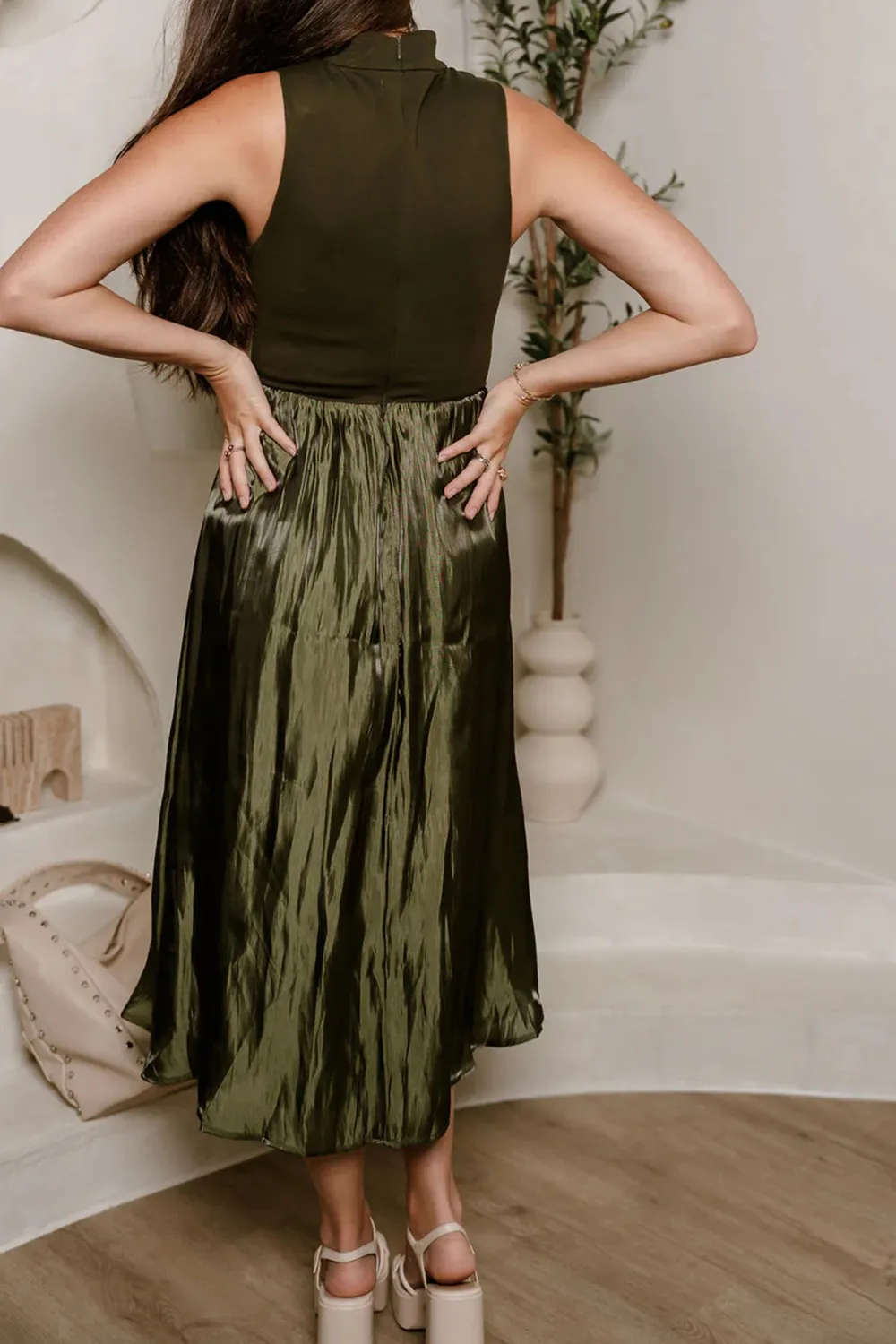 Plain Halter Neckline Maxi Dress