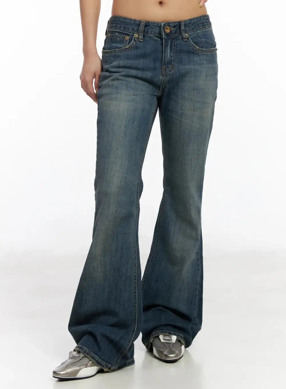 Loose-Fit Flared Bootcut Jeans