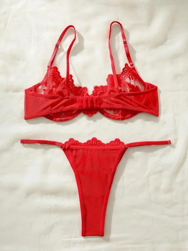 Delicate Floral Lace Lingerie Set