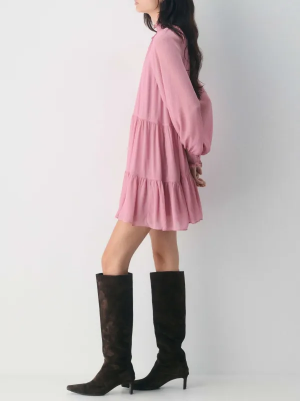 Elegant Tiered Long Sleeve Dress
