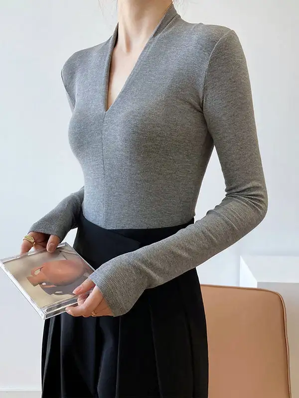 Slim Fit V-Neck Long Sleeve T-Shirt