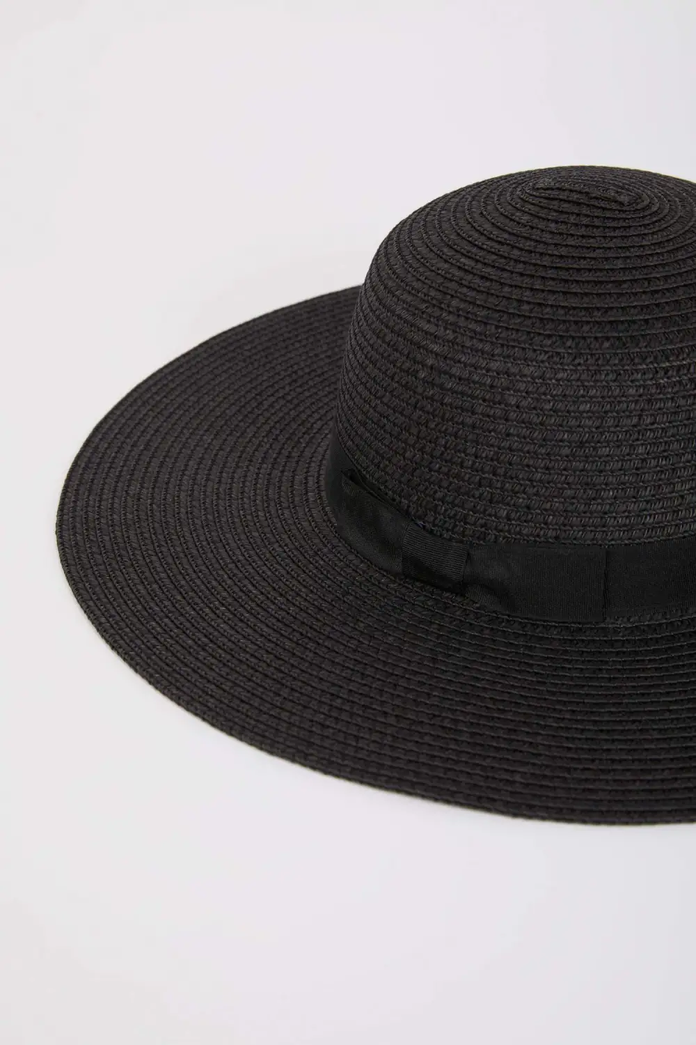 Bow-Decorated Straw Hat