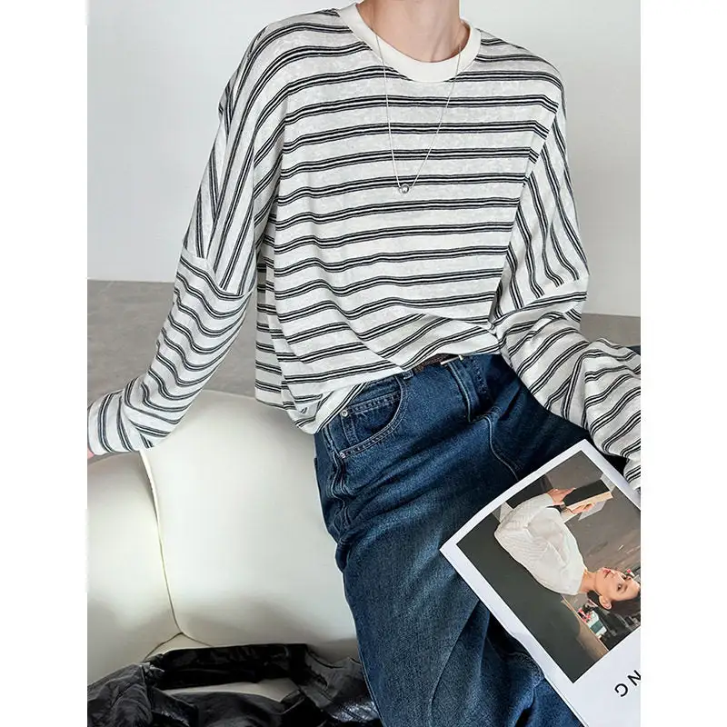 Flowing Round Neck Striped Long Sleeve T-Shirt