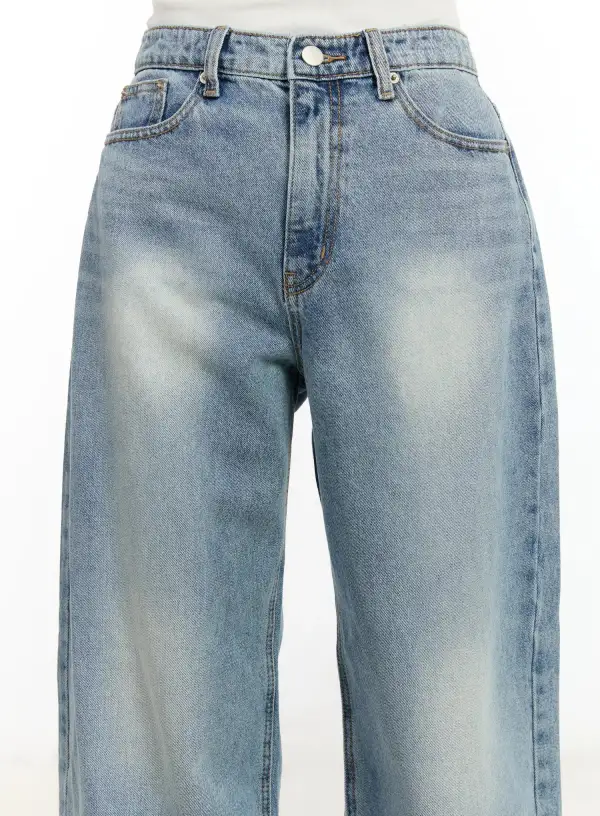 Stitch-Detail Classic Wide Leg Jeans