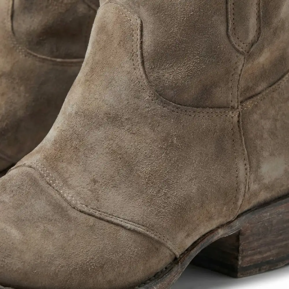  Casual Western Boots Apparel