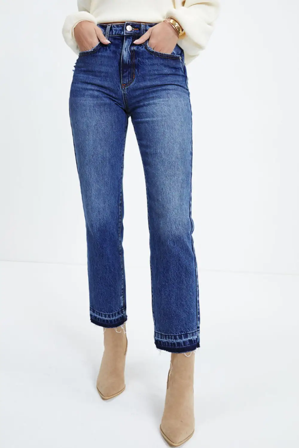 Women's Whiskered Wash Raw Hem Cropped Jeans