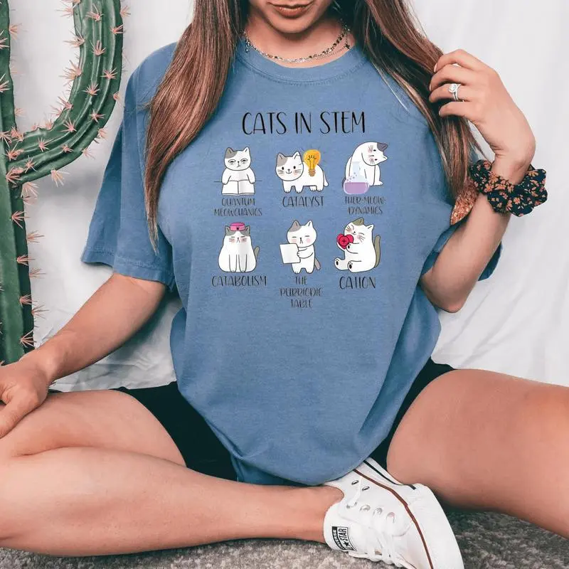 Cats In Stem Cats Science Teacher Cation Catabolism Women's Oversized Comfort T-shirt