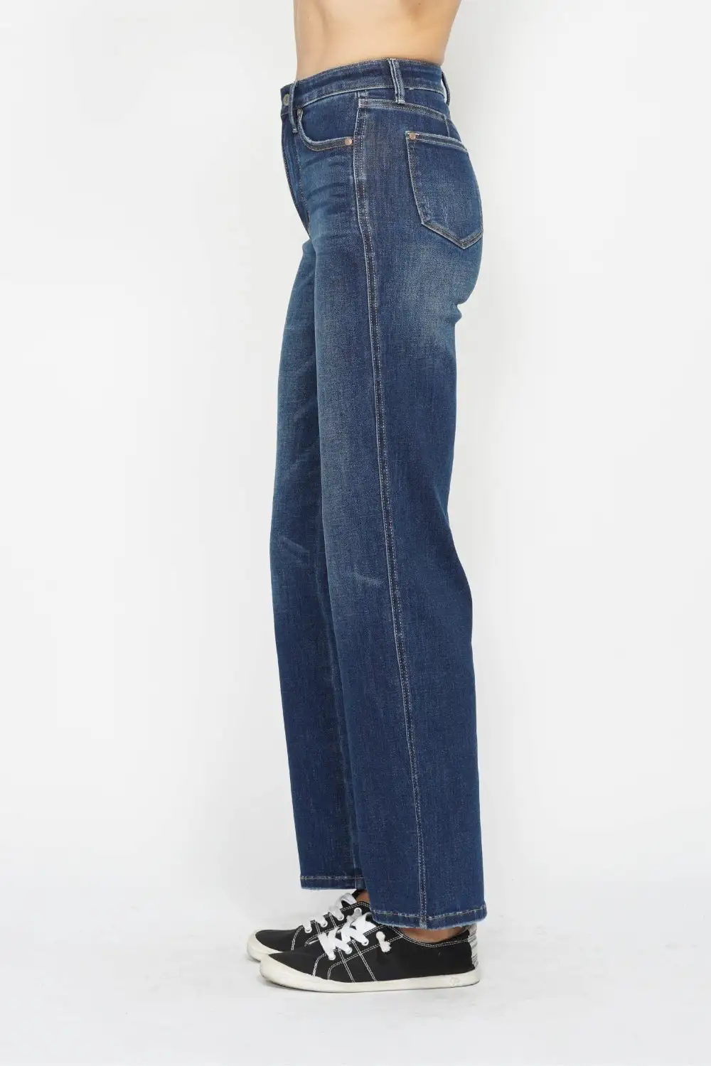 Easy-Fit High Waist Jeans