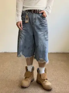 Wide-Leg Distressed Washed Shorts