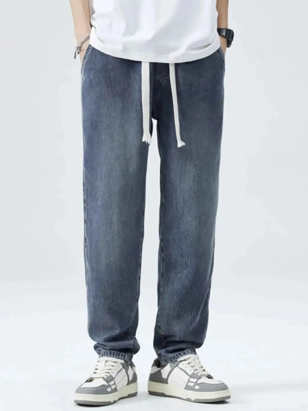 Everyday Loose Fit Jeans
