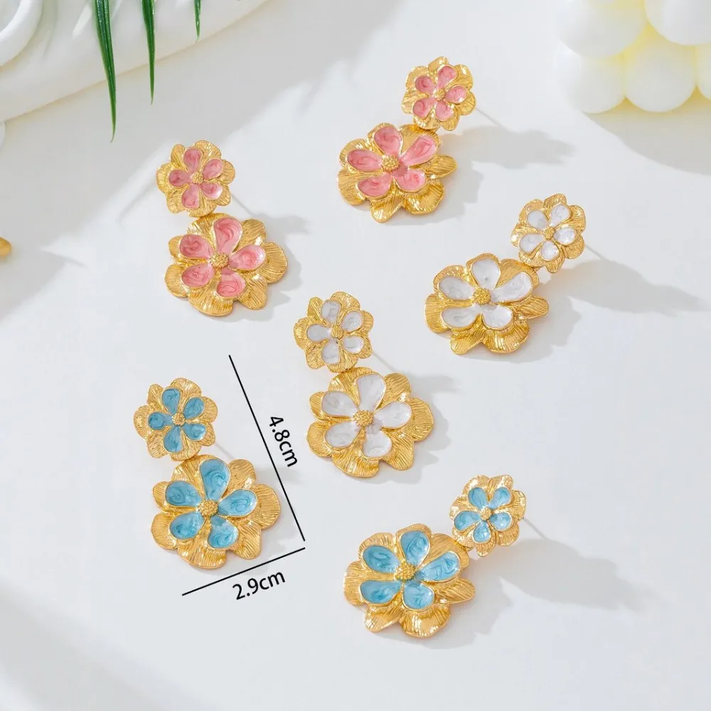 Vintage Minimalist Flower Drop Earrings