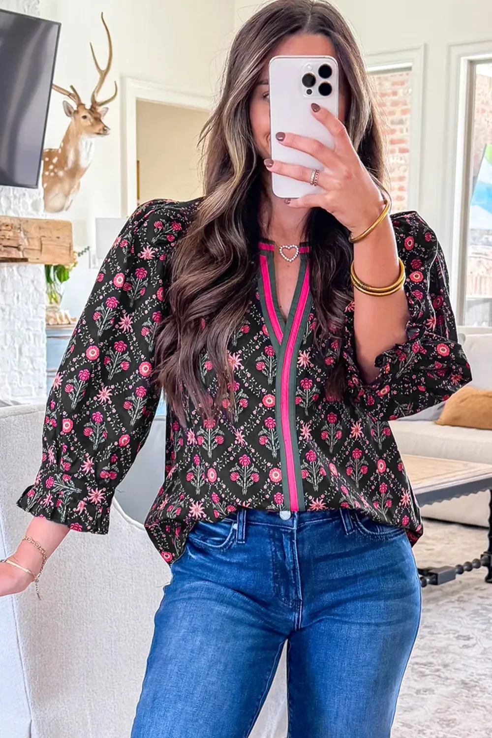 Black Contrast V Neckline Bracelet Blouse