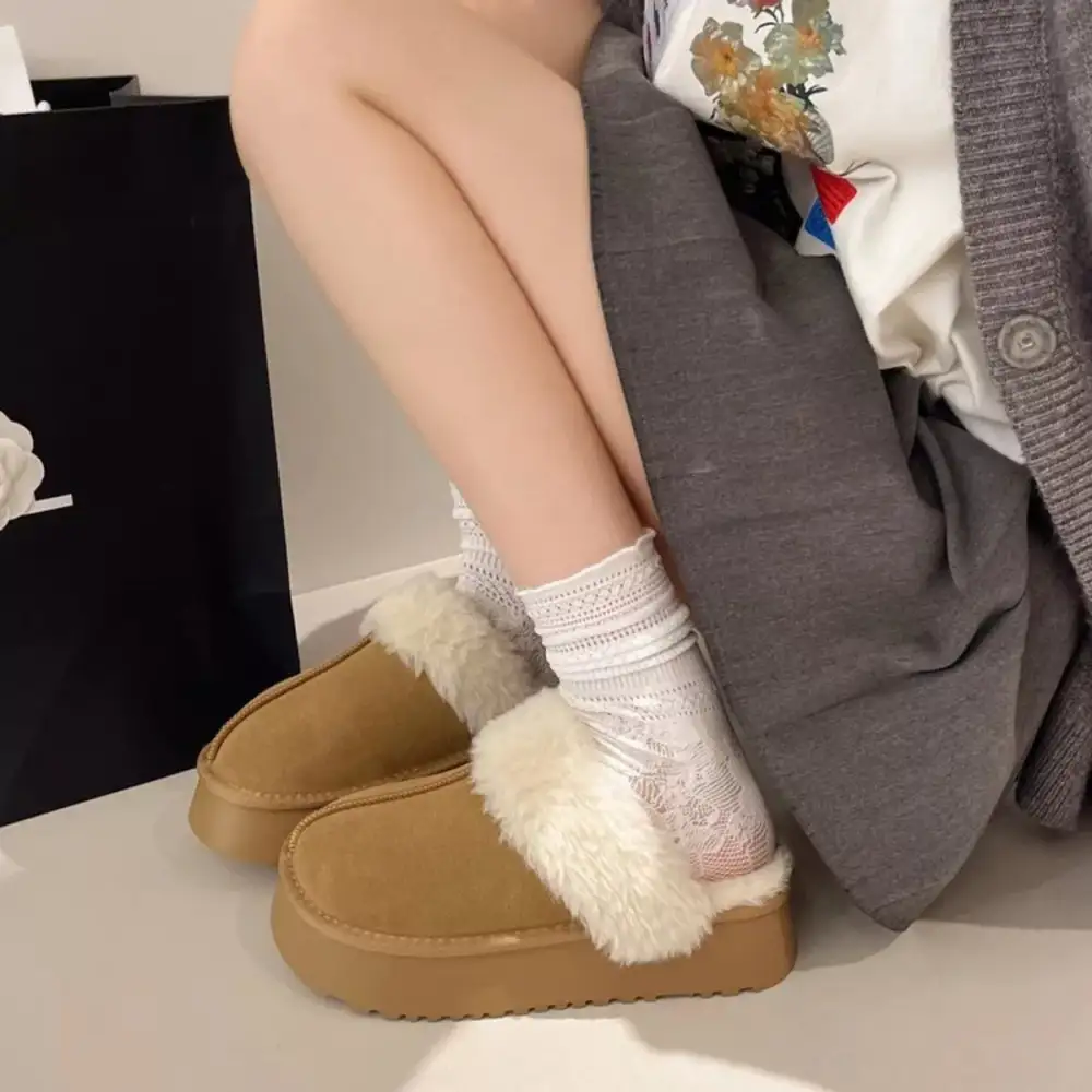 Textured Round Toe Platform Slippers
