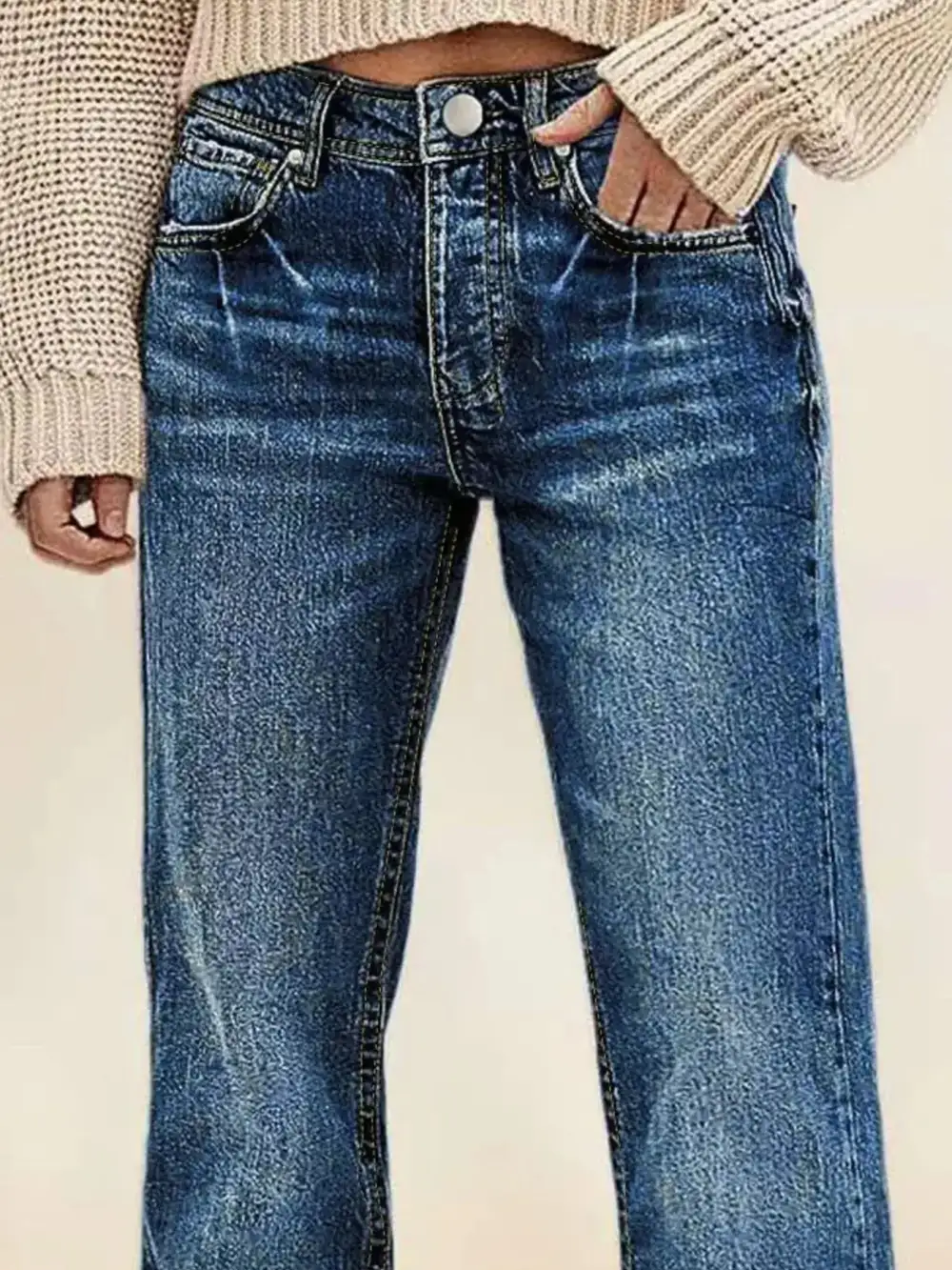 Refined Vintage-Wash Pocketed Stretch Straight Leg Jeans