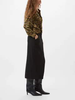 Trendy And Fashionable Striped Lapel Shirt