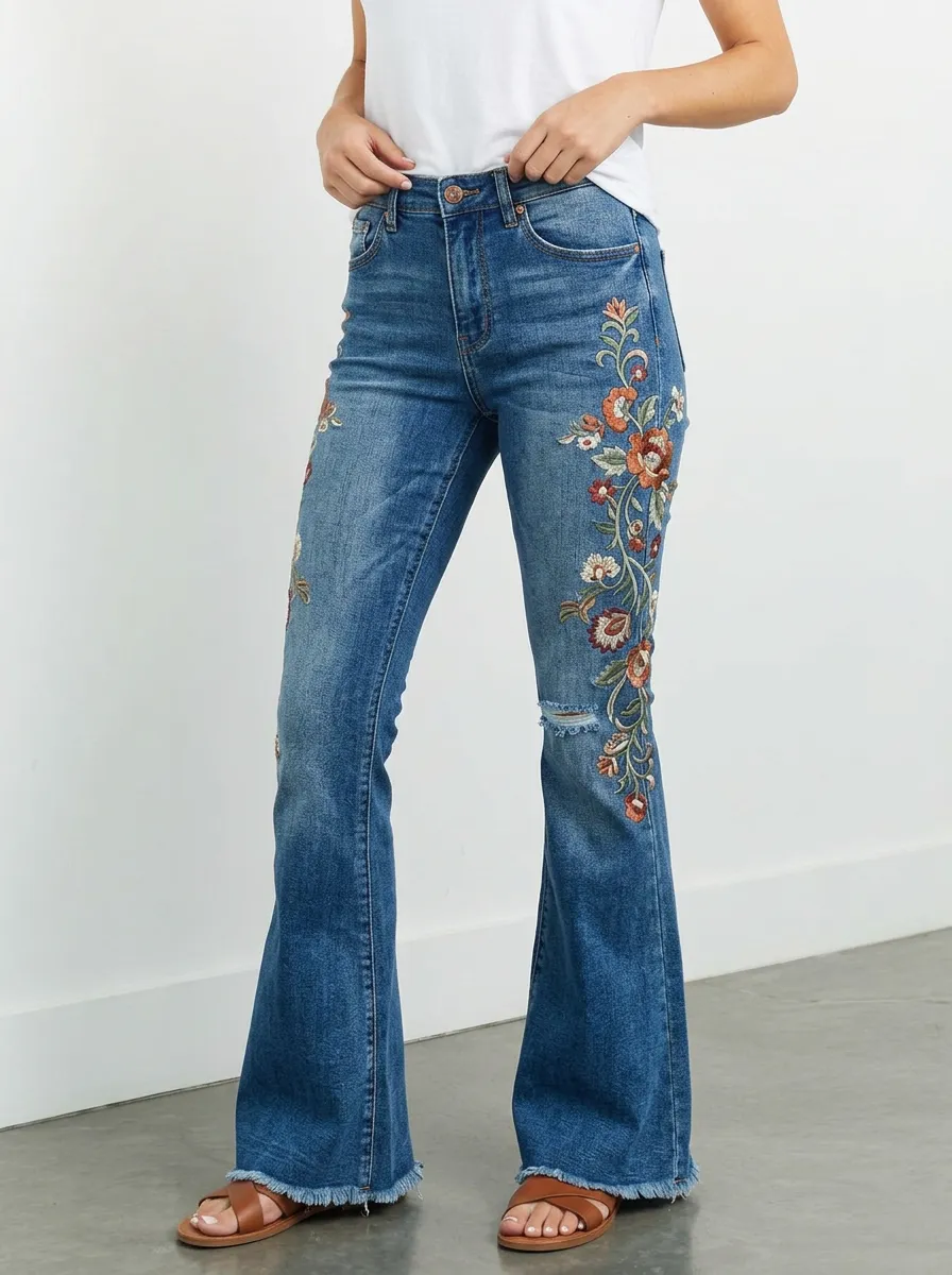 Women's Medium Wash Floral Embroidery Side Embroidery Flare Jeans