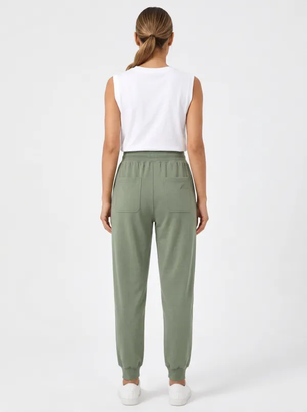 Women's Mountain Embroidered Patch-Pocket Jogger Pants