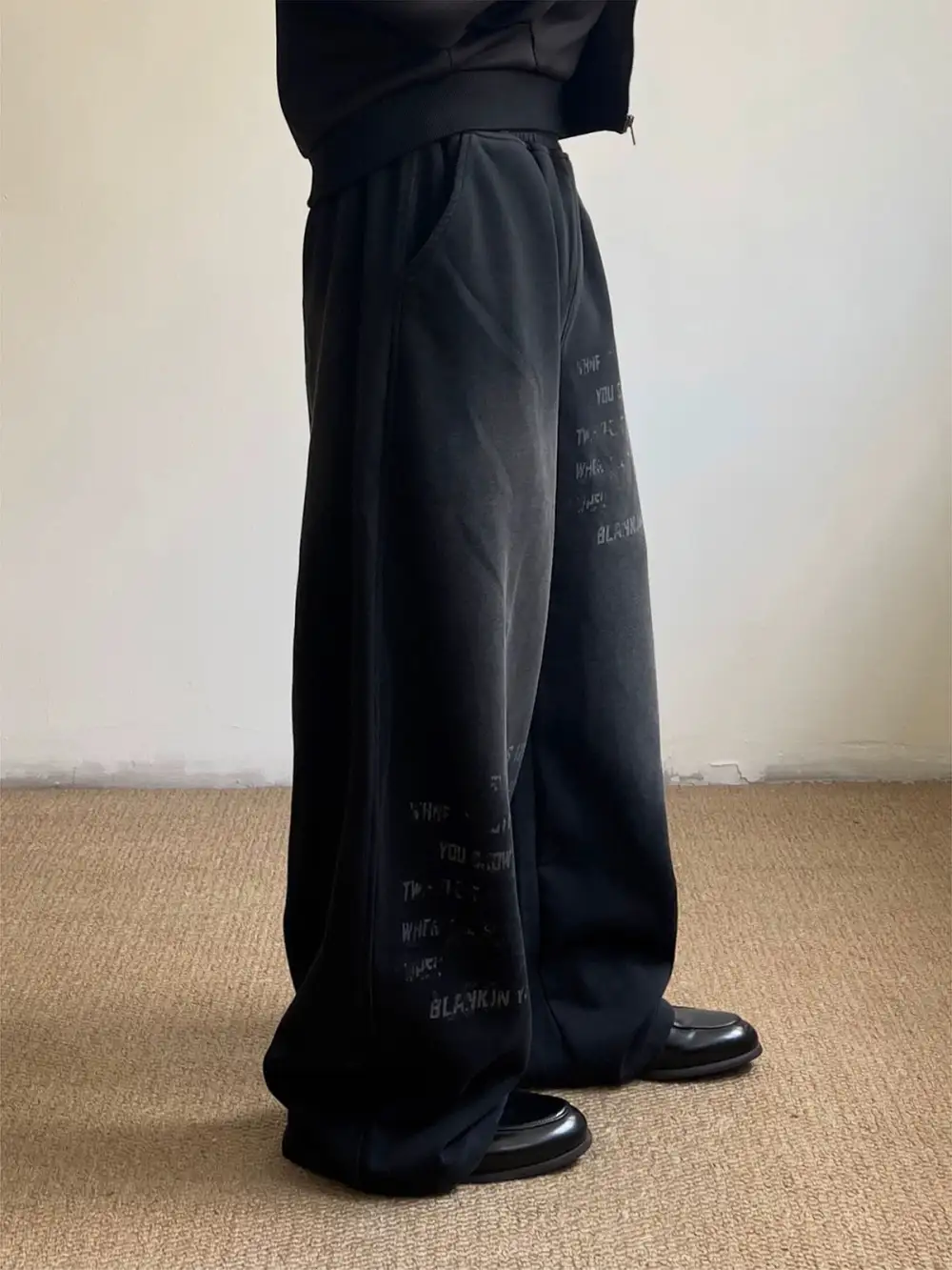 Wide-Leg Distressed Washed Jeans