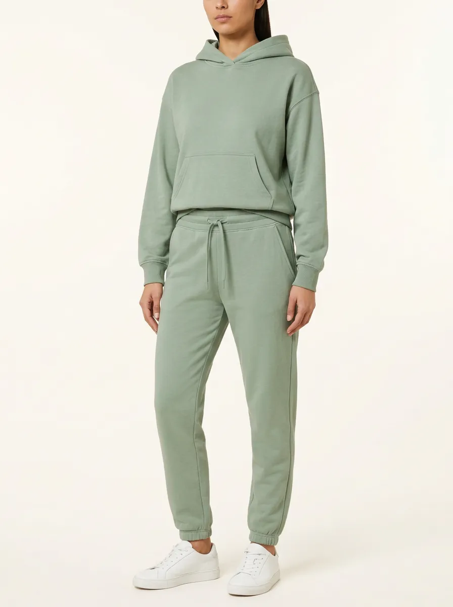 Women's Drawstring-Free Hoodie and Side-Pocket Jogger Set