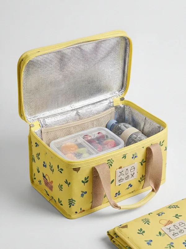 Picnic Lover Botanical Berry Printed Insulated Lunch Bag