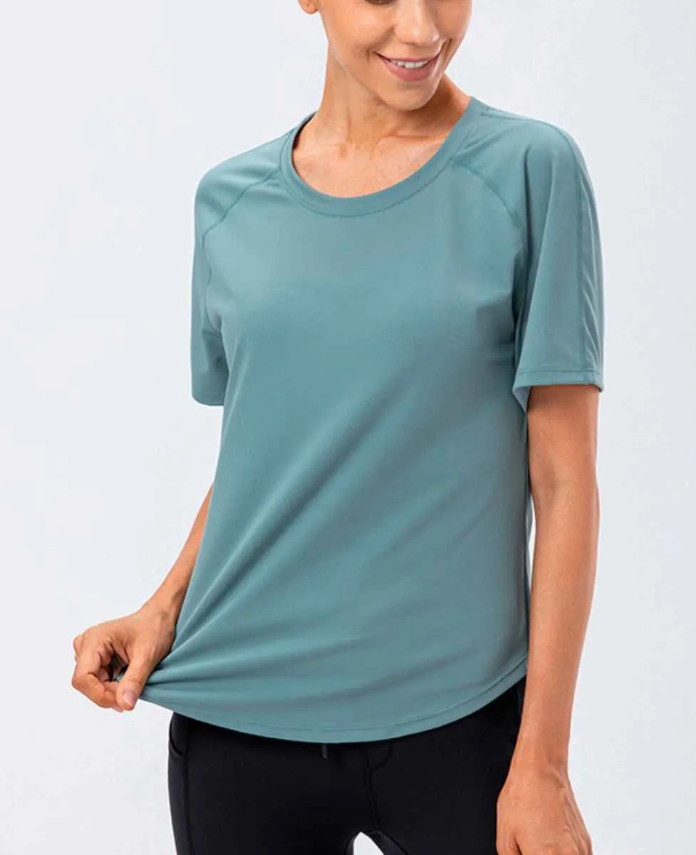 Round Neck Raglan Sleeve Active Tee