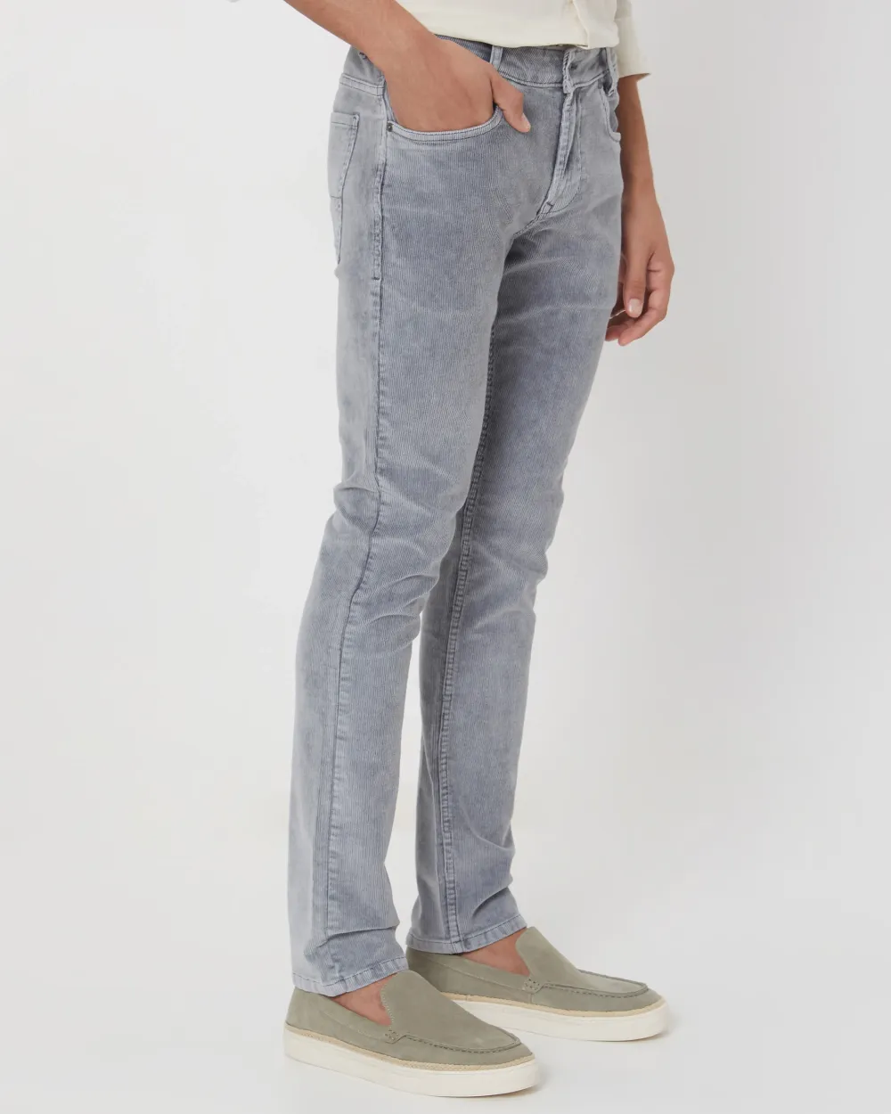 Classic Versatile Slim-Fit Straight-Leg Grey Trousers
