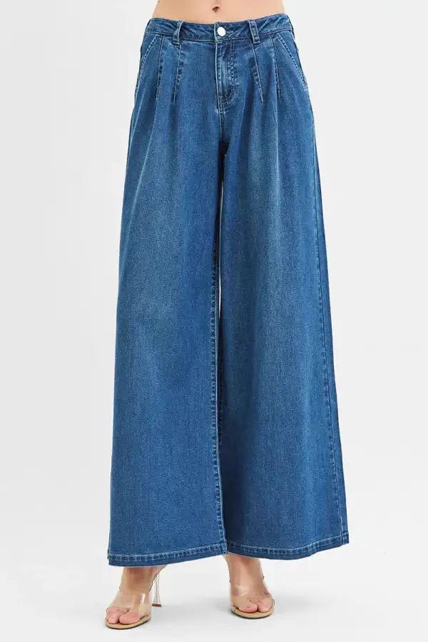 Easy Mid Rise Wide Leg Denim Jeans