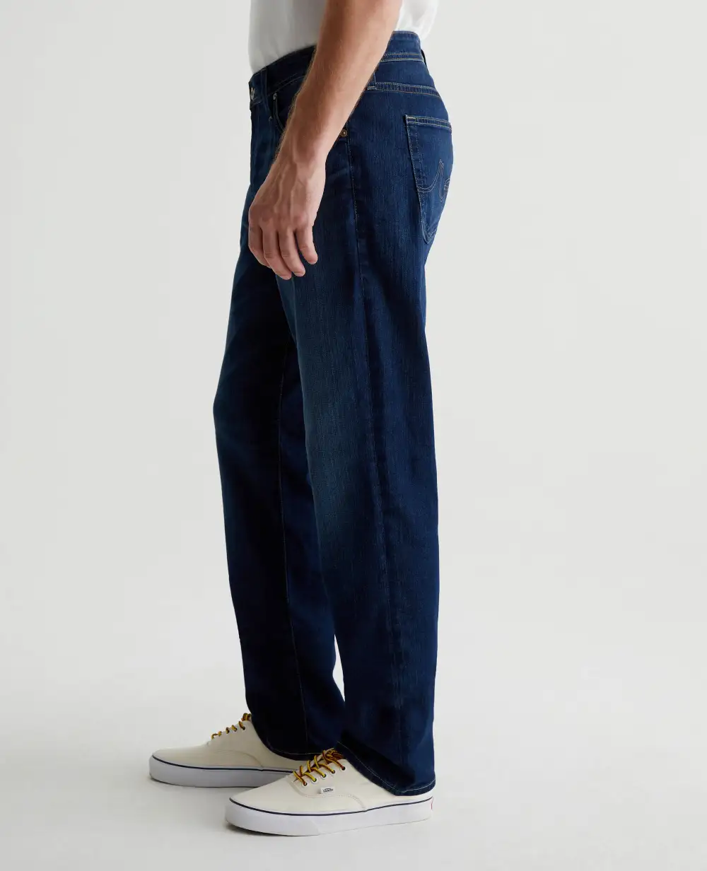 Men's Refined Straight-Leg Jeans