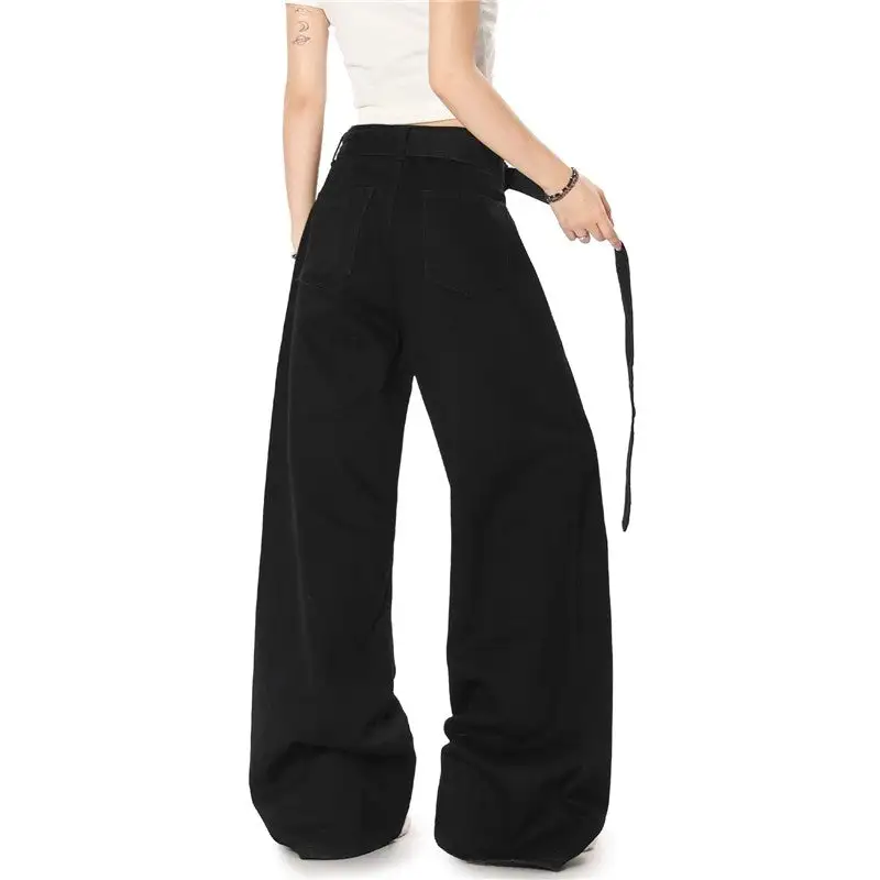 Women's Relaxed Jeans