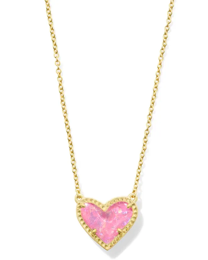 Heart Short Pendant Necklace