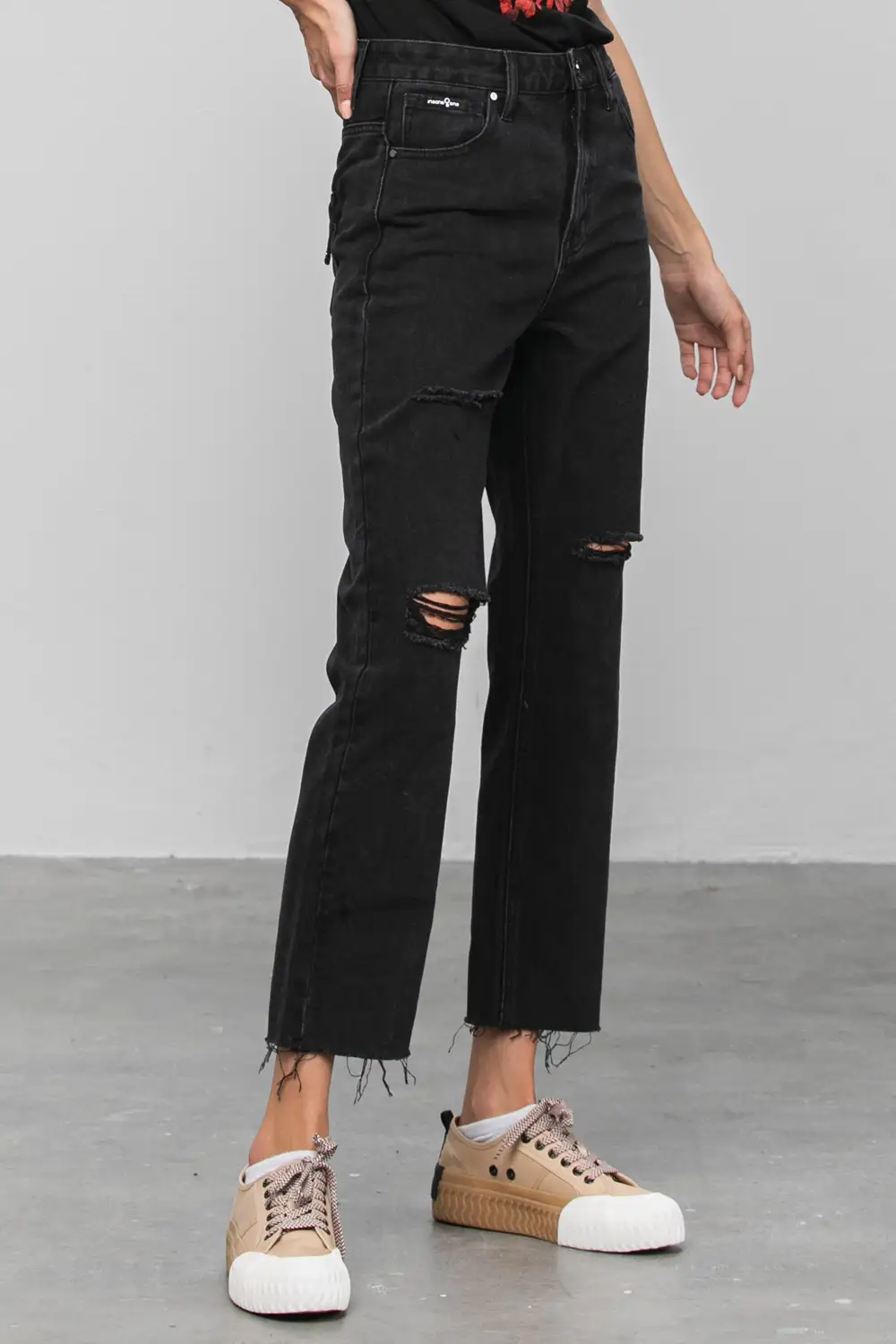 Contemporary Everyday Straight Jeans