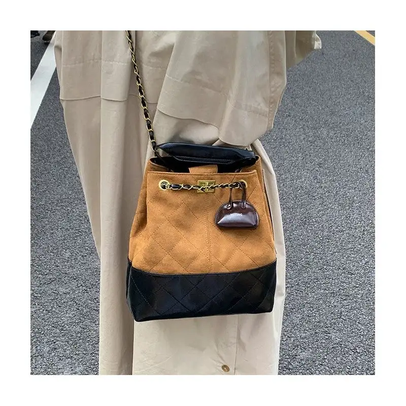 Textured Vintage Crossbody Satchel with Charm