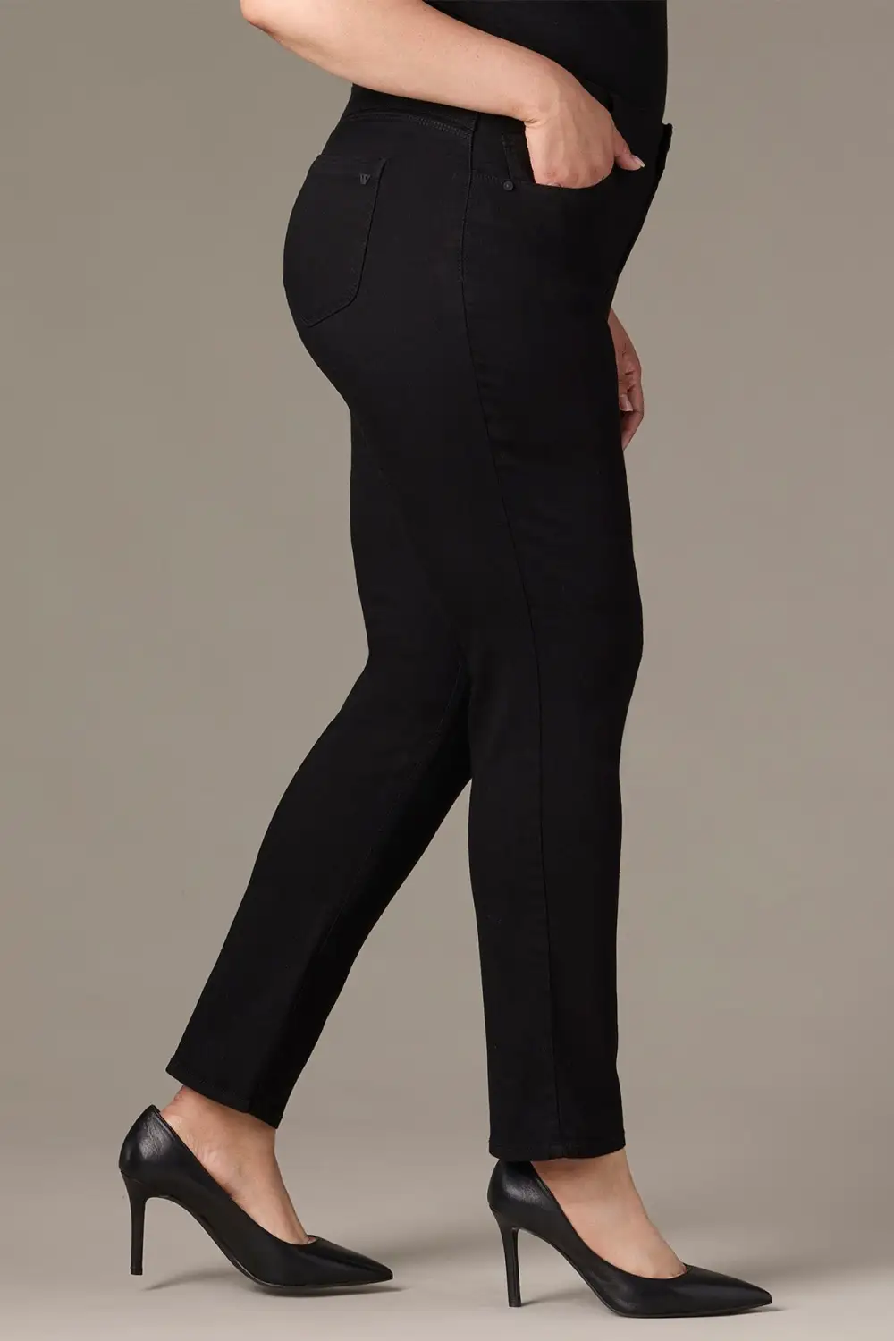 Everyday Mid Rise Straight Leg Plus Size Jeans