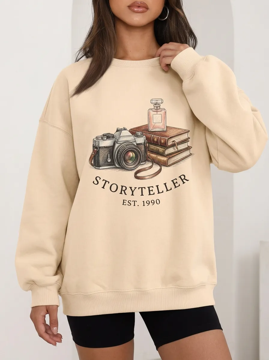 Women's Photographer Storyteller Camera Books Graphic Sweatshirt