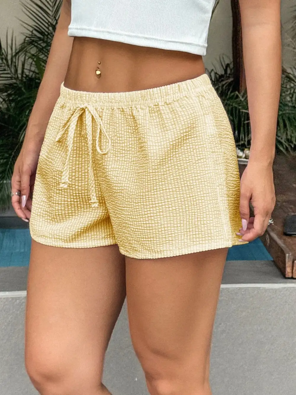 Modern Fit Drawstring Waist Shorts