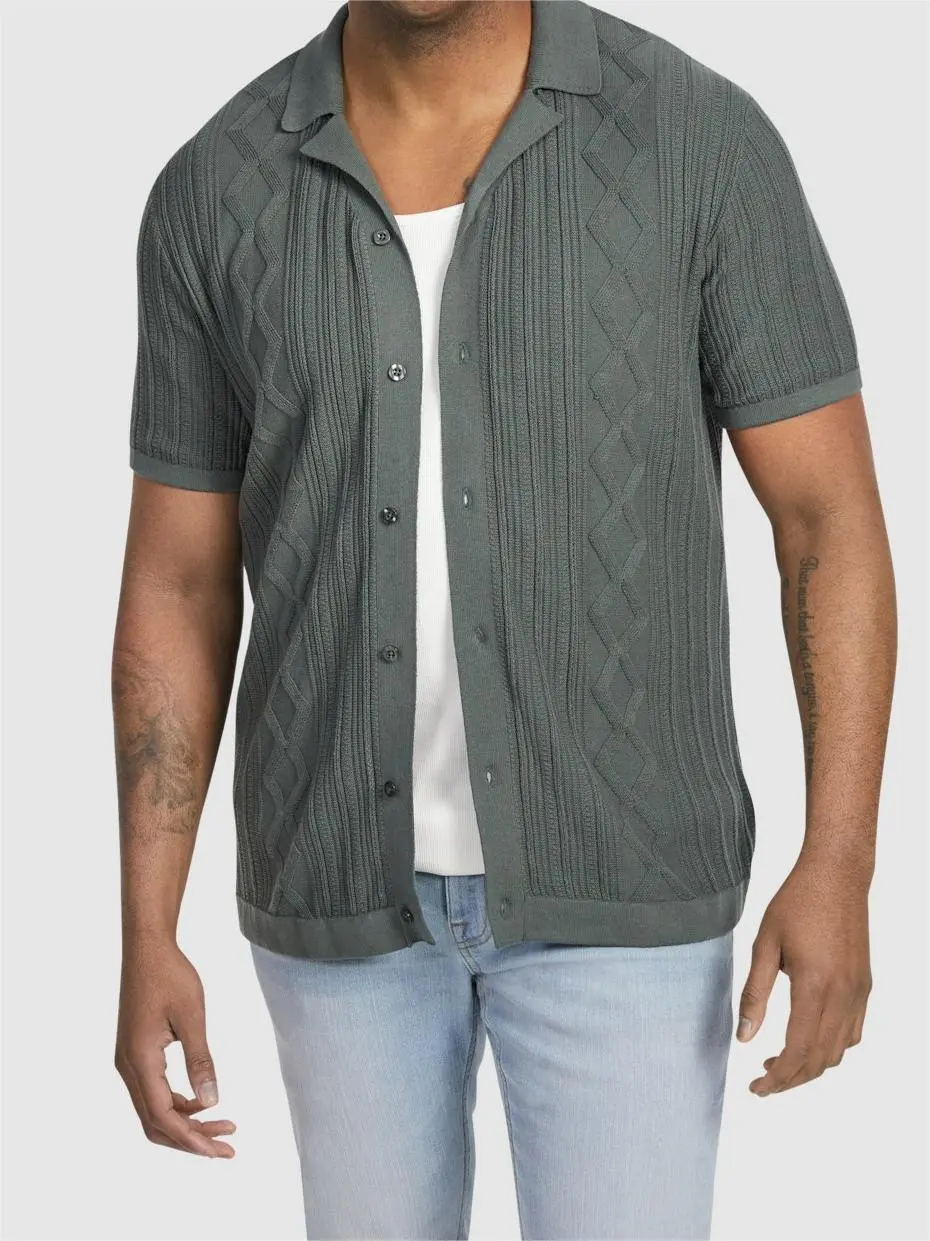 SHORT SLEEVE KNIT SHIRT