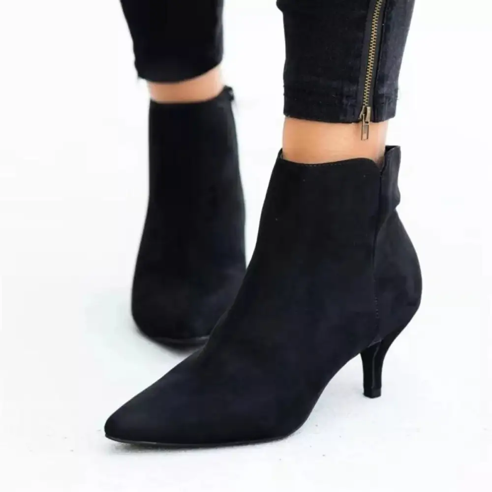 Refined Pointed Toe Kitten Heel Boots