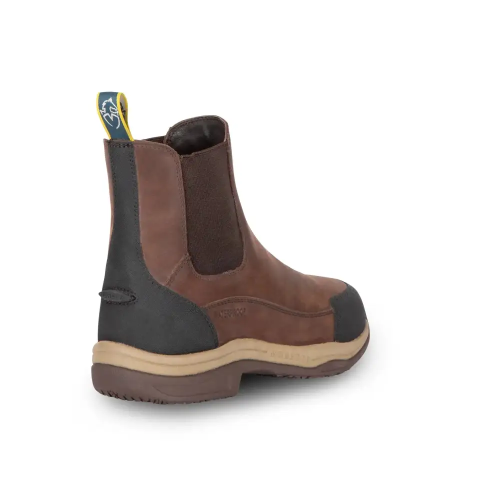 Minimal Weather-Ready Leather Riding Boots