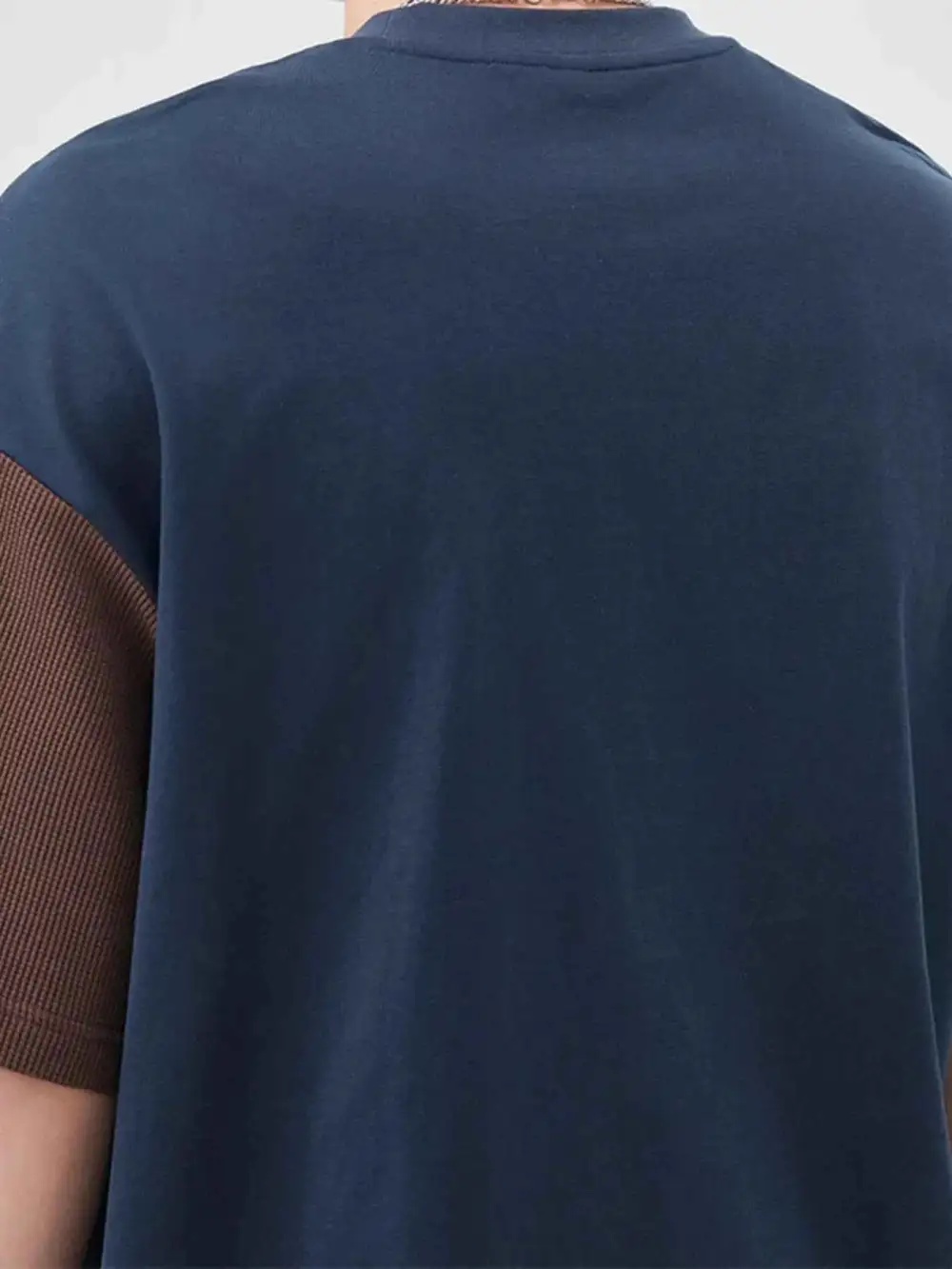 Color Block Round Neck T-Shirt
