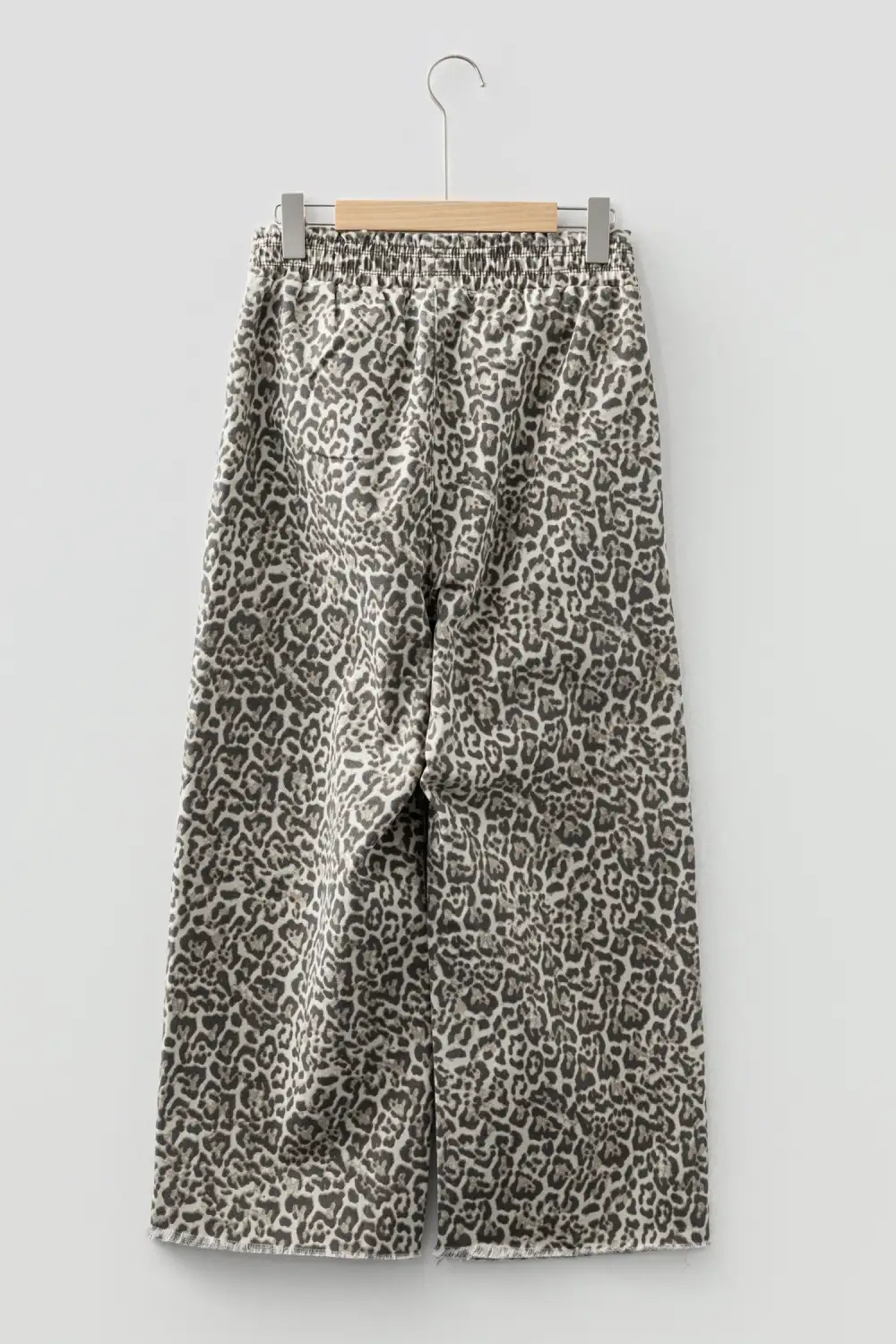 Women's Leopard Print Raw Hem Elastic Waist Loose Pull On Jeans