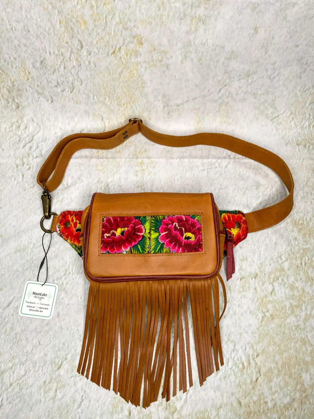 Minimal Feature Fanny Pack